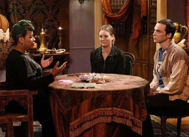 En The Big Bang Theory, Kimberly Hébert Gregory interpretó a la vidente Ms. Davora en una aparición especial del episodio The Anything Can Happen Recurrence. FOTO: Cortesía