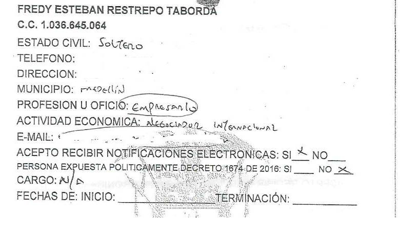 Fragmento del mismo documento público de notaría que tiene su firma en la que figura Esteban como “empresario”.