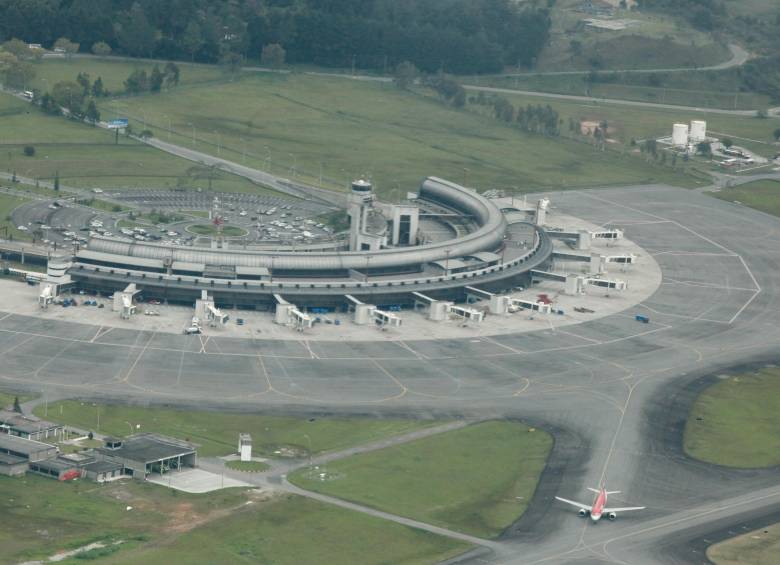 De acuerdo con cifras de la Aeronáutica Civil, se espera que en 2030 el José María movilice 18,7 millones de pasajeros al año. FOTO: Cortesía
