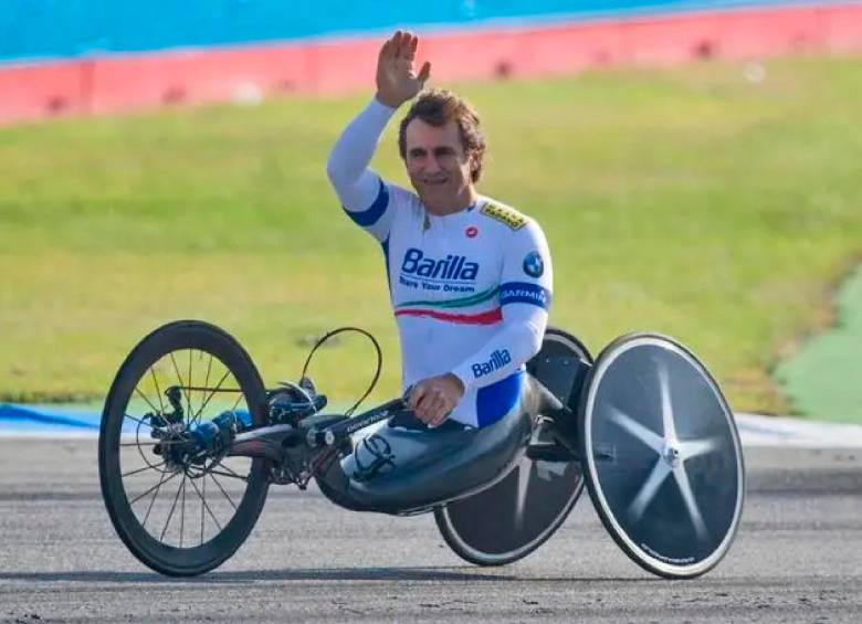 Alex Zanardi fue ejemplo de superación en el deporte mundial. FOTO AFP