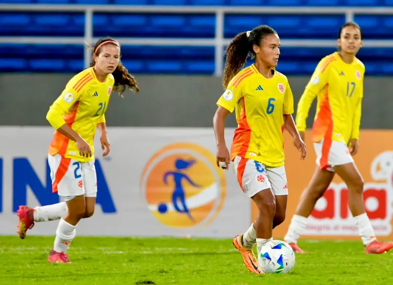 La Selección Colombia es tercera del hexagonal final con siete puntos y una diferencia de gol de +3. FOTO: FCF