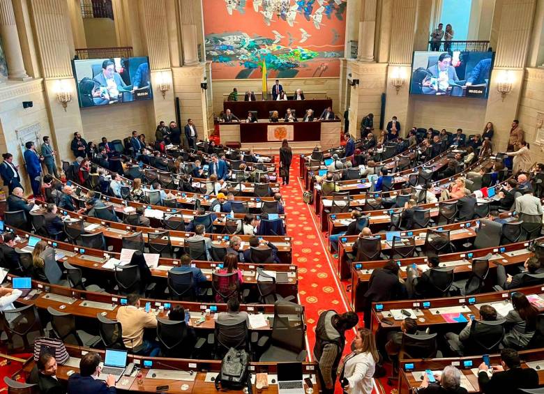 El Congreso de la República comenzó funciones el pasado 20 de julio y, justo ahora y por instrucciones del presidente Petro, está enfocado en sacar la reforma tributaria. FOTO Colprensa