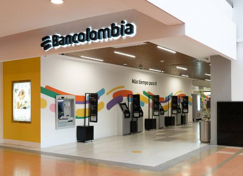 La víspera de Navidad tendrá un tratamiento especial. El martes 24 de diciembre, todas las sucursales de Bancolombia atenderán en jornada continua hasta la 1:00 p.m. FOTO: Cortesía Bancolombia.