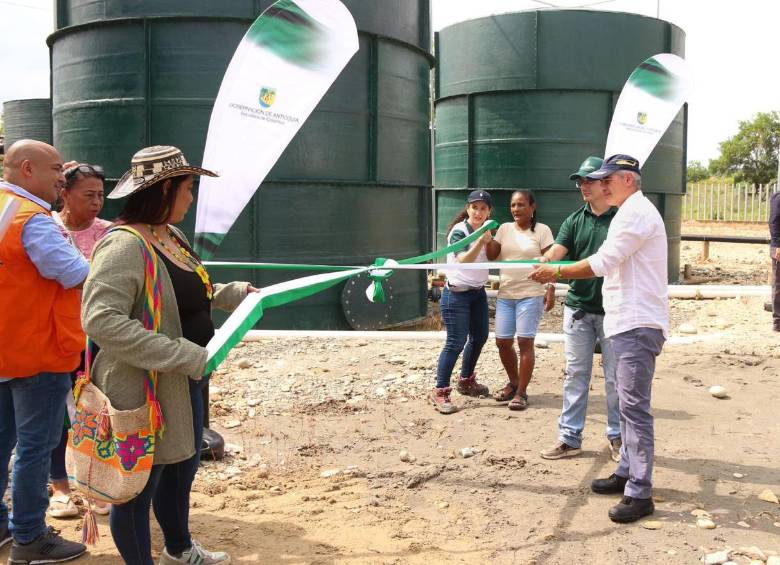 Los recursos para esta planta de tratamiento los puso la Gobernación de Antioquia y la Alcaldía de Zaragoza. FOTO: CORTESÍA GOBERNACIÓN