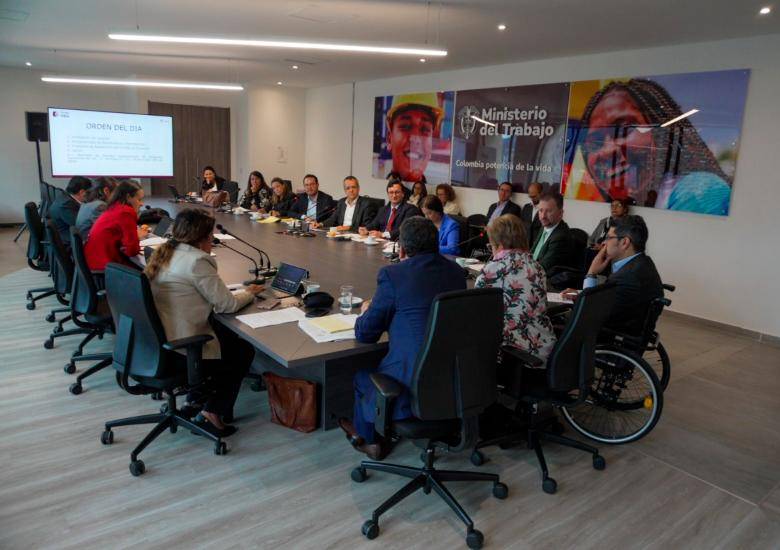 Se estima que el Comite Operativo de Transición se reúna una vez por semana en esta fase de transición del sistema pensional. FOTO CORTESÍA Ministerio de Trabajo 