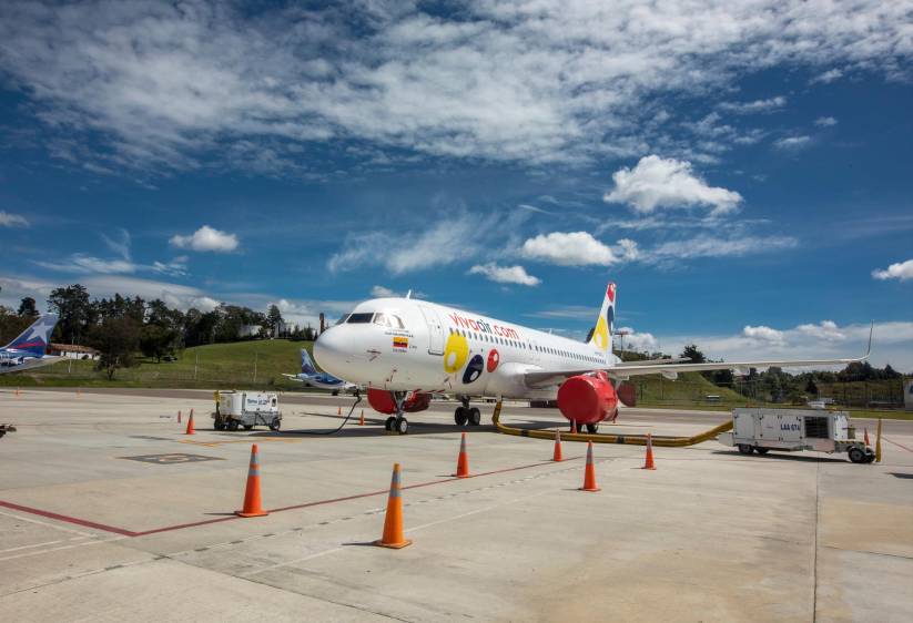 Hace dos días se conoció que cinco aviones de la aerolínea Viva se quedarán en tierra de forma indefinida. Foto: Camilo Suárez