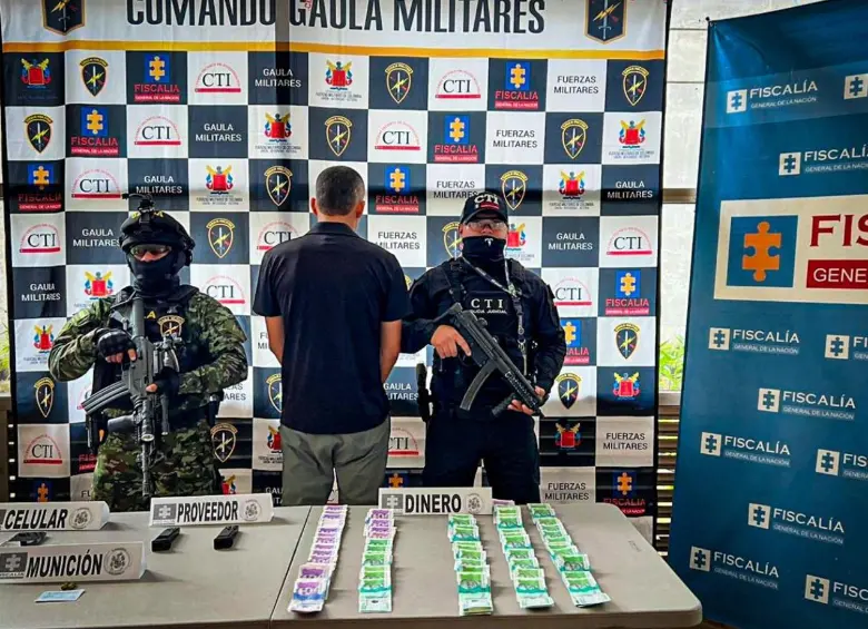 A alias ‘Choroto’ lo capturaron en posesión de más de $20 millones en efectivo. FOTO Ejército Nacional.