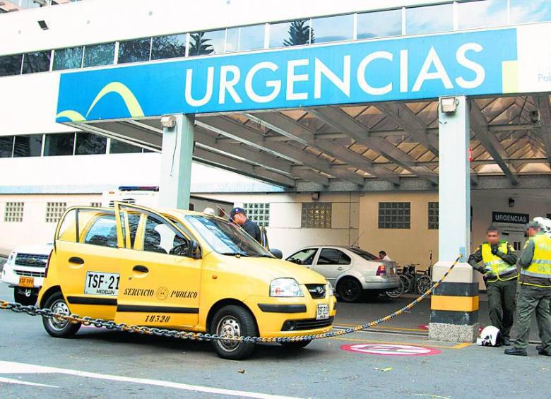 Homicidio de taxista, quien fue abaleado en la carrera 68 con la calle 81 y murió en el hospital Pablo Tobon Uribe. Personajes: Carlos Mario Guerra Castaño. Fecha de evento: 24/01/2013. Foto: Esteban Vanegas Londoño