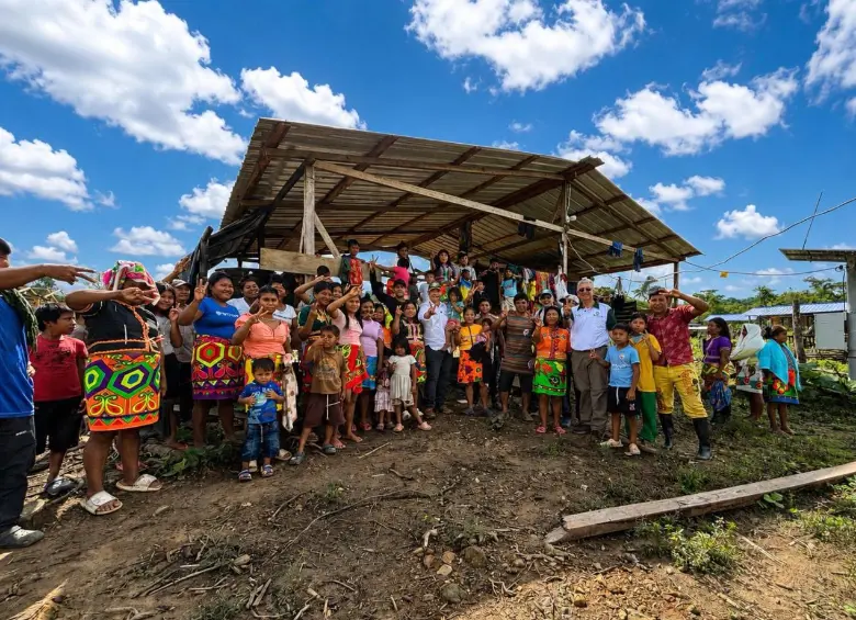 El resguardo indígena beneficiado lleva por nombre La Marina, y está ubicado en el municipio de Murindó. FOTO Gobernación de Antioquia. 