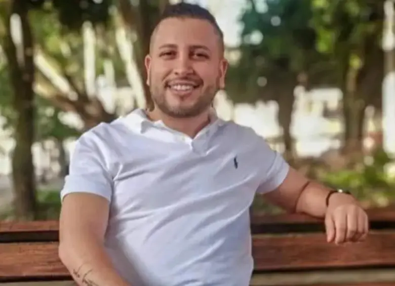 El excandidato a la Alcaldía de Bello y ahora prófugo, Juan Sebastián Montoya Cardona. FOTO Cortesía redes sociales. 