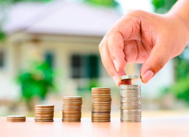 ¿Cuánto deberías ahorrar de tu salario, según tu edad?