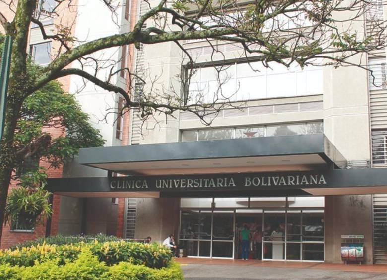 El llamado de la Clínica Bolivariana se produce mientras Antioquia continúa bajo alerta roja hospitalaria, medida adoptada por la Gobernación tras el terremoto ocurrido el pasado lunes. Imagen tomada de la página web de la Clínica Bolivariana de Medellín. 