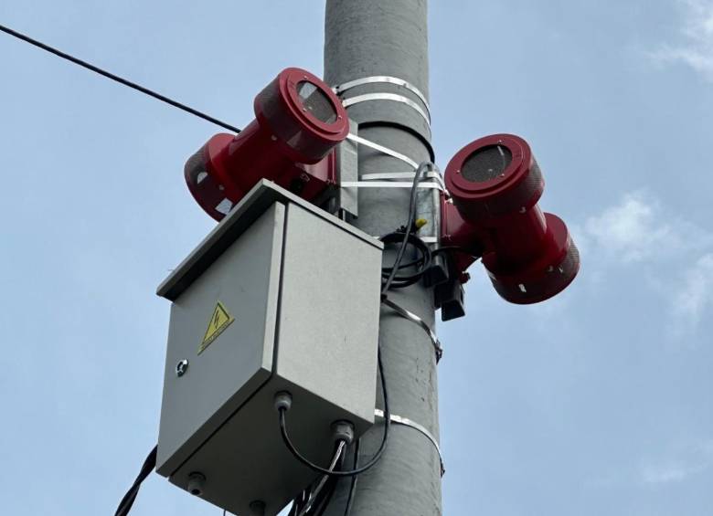 Si el agua supera el límite establecido, en el sector respectivo se genera una alerta que conlleva a una alarma sonora. FOTO Dagrd.