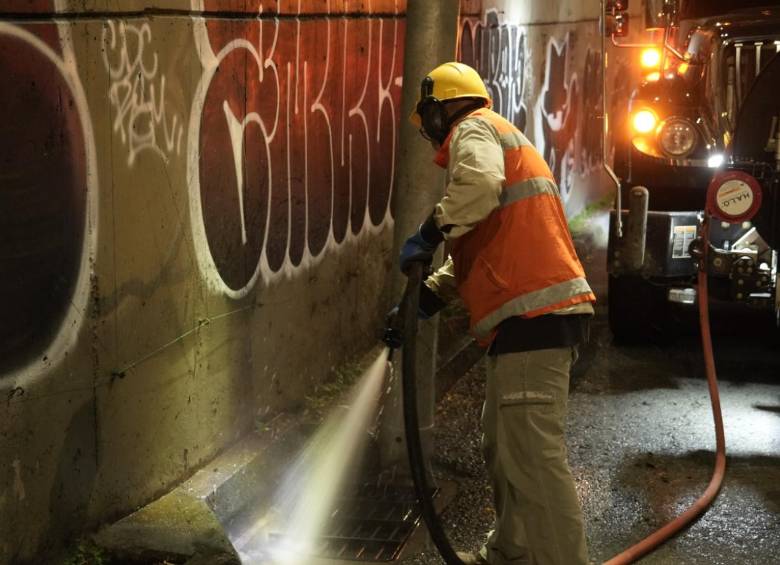 La estrategia, liderada por el Distrito y con el apoyo de diferentes entidades, comprende cerca de 14.650 metros cuadrados de infraestructura vial. FOTO Cortesía Alcaldía de Medellín. 