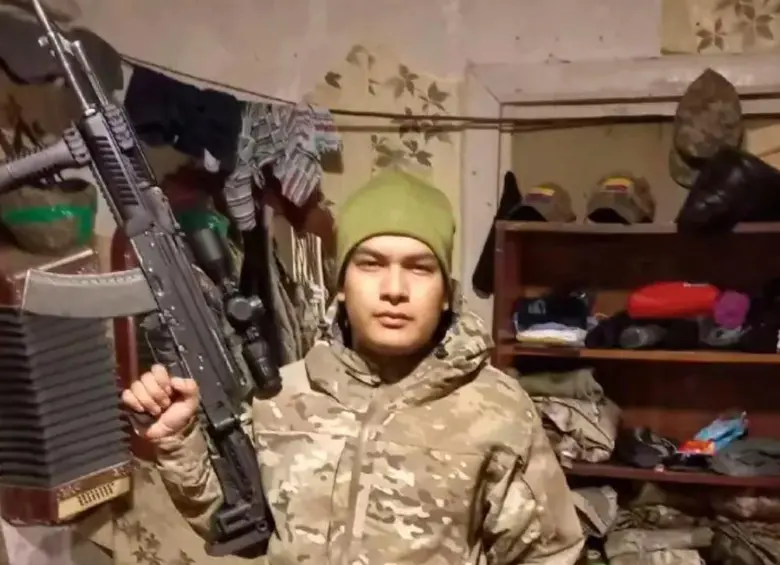 El soldado colombiano Audel Rojas combatió durante cinco meses en el frente de guerra de Donbás, en la frontera de Ucrania con Rusia. Foto: cortesía