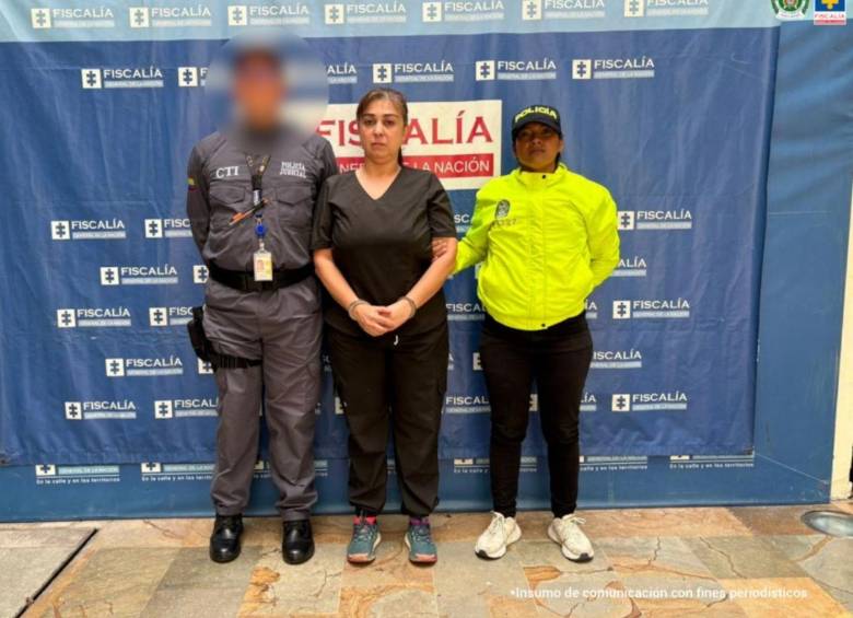 Un fiscal de la Seccional Medellín le imputó los delitos de lesiones personales dolosas y fabricación y comercialización de sustancias nocivas para la salud. FOTO FISCALÍA. 