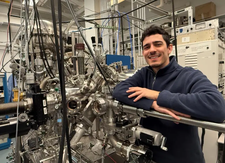 Camilo Jaramillo en el Princeton Plasma Physics Laboratory, un laboratorio nacional de Estados Unidos enfocado en el desarrollo de energía de fusión. FOTO: Cortesía 