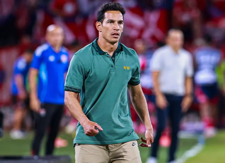 Diego Arias vive el momento más difícil en Nacional desde que asumió como técnico del equipo profesional. FOTO MANUEL SALDARRIAGA