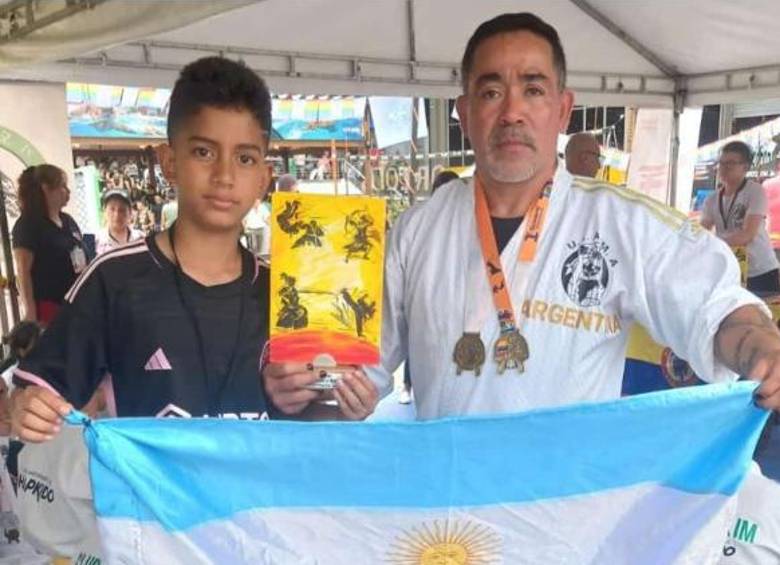 Bladimir Fernández durante una de sus participaciones en Argentina. FOTO CORTESÍA BLADIMIR FERNÁNDEZ