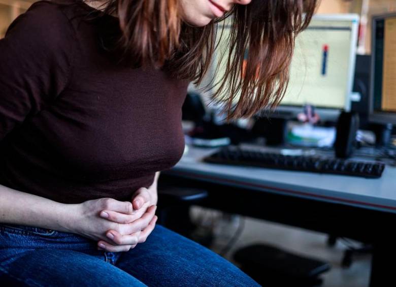 A las servidoras públicas con condiciones como la endometriosis, el síndrome de ovario poliquístico o los miomas les será otorgada la licencia menstrual. FOTO: GETTY