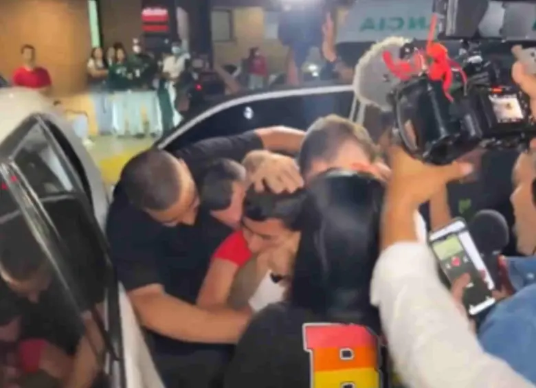 Angie Bonilla la mamá de Lyan José Hortúa expresó su alivio al conocer la noticia. FOTO: Captura de video