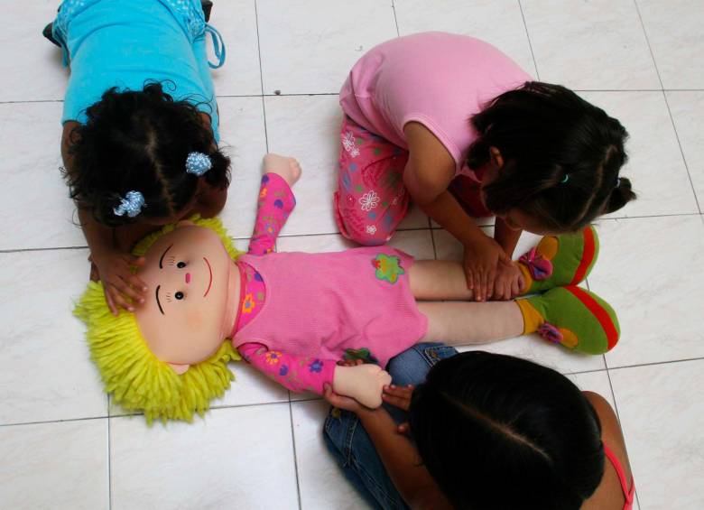 Por el caso de Maximiliano, la concejala Nátaly Vélez pide a las autoridades estar más alertas a las señales de maltrato que sufren los niños en sus hogares. FOTO ARCHIVO ILUSTRATIVA DEL MALTRATO A LOS NIÑOS
