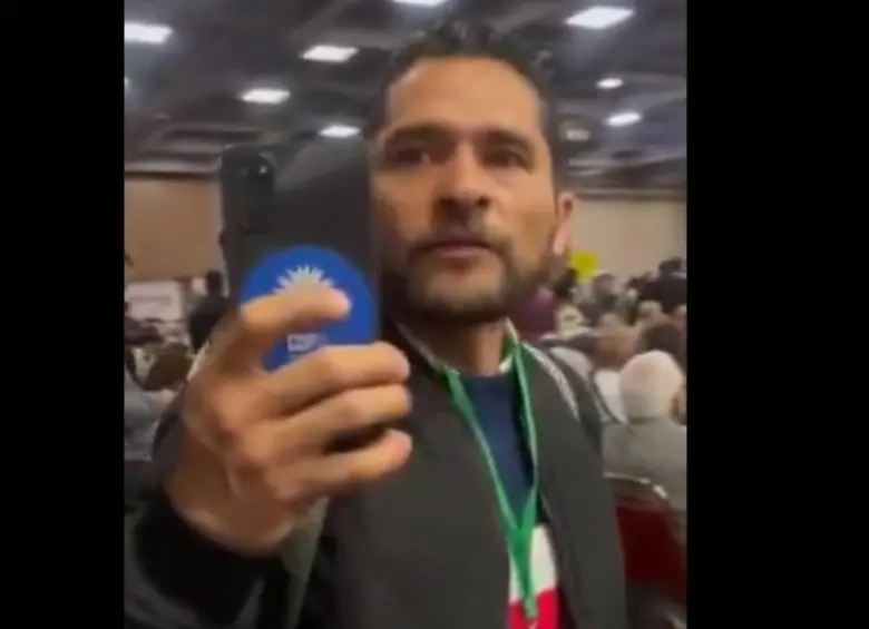 Milton Fabiani hostigó a varios periodistas en la convención del Pacto Histórico. Foto: captura de video