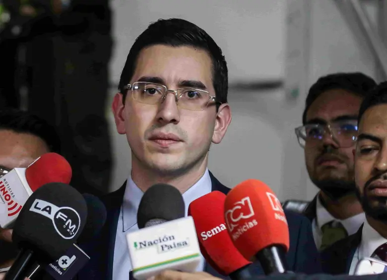 El abogado José Luis Moreno, defensor del exdirector de la UNGRD, Olmedo López, aseguró que gracias a la información aportada por su cliente seguirán ‘cayendo’ otros implicados en posible corrupción. FOTO colprensa