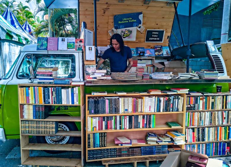 En su vigésima edición, Días del Libro hace homenaje a los libreros de la ciudad. FOTO julio césar herrera