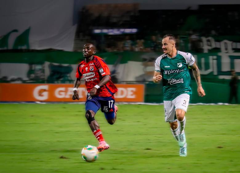 El futbolista Gerónimo Mancilla, nacido en Guachené, Cauca, fue la gran figura del cuadro rojo en el partido contra Deportivo Cali que se disputó el fin de semana. El juvenil pide pista en el primer equipo. FOTO cortesía