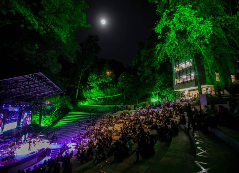 Evento cultural Teatro Carlos Vieco. Foto: Camilo Suárez.