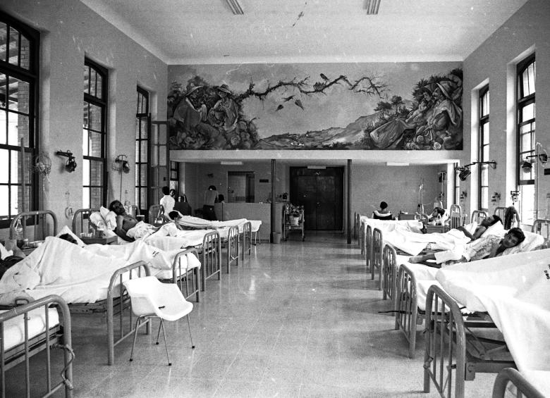El 16 de mayo de 1913 nació la idea de crear el Hospital San Vicente. La década de los 40 fue para el hospital una época productiva en avances médicos, clínicos y cirugías. FOTOS HeRvásquez y Cortesía
