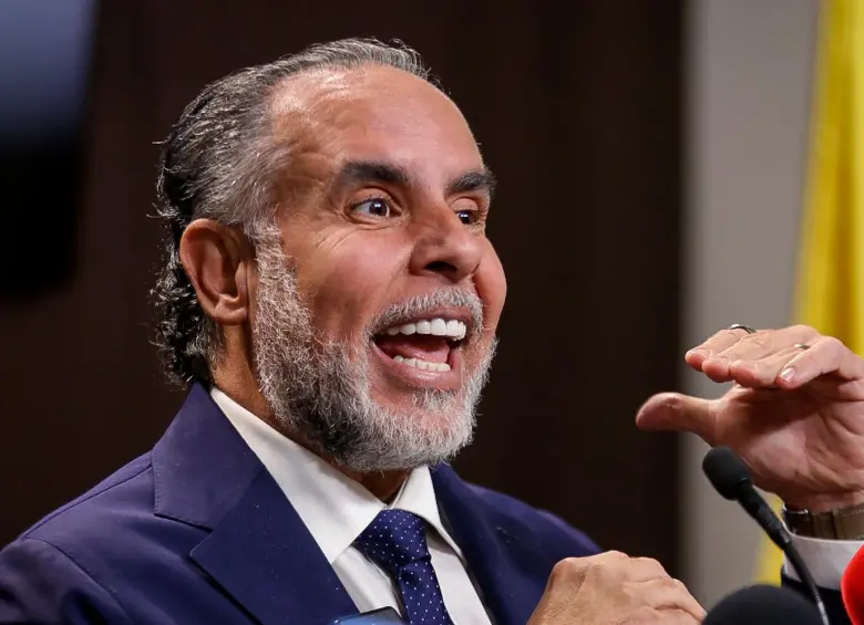 El ministro respondió a las críticas de sectores políticos y gremiales. “Que se pongan en la nueva era”, dijo Benedetti. FOTO: Presidencia