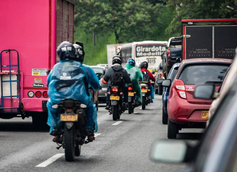 Los embotellamientos se han presentado de sur a norte de la ciudad. Foto: Camilo Suárez. 