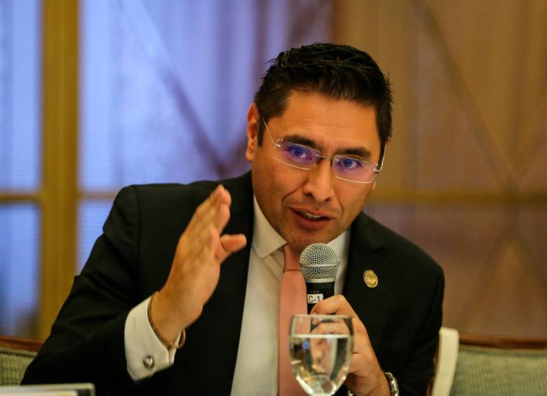 El registrador Hernán Penagos se lució y los otros guardianes la democracia
