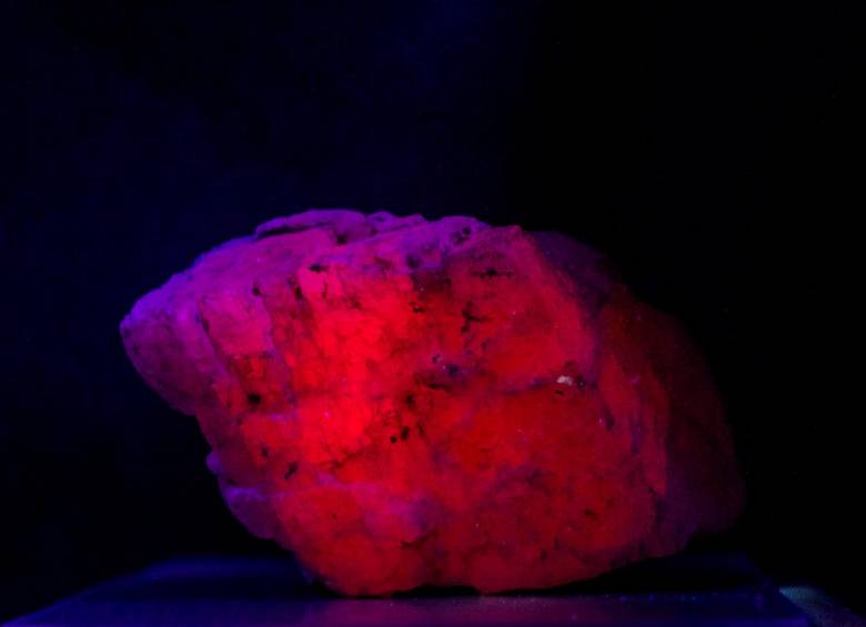 Calcita con galena y pirita