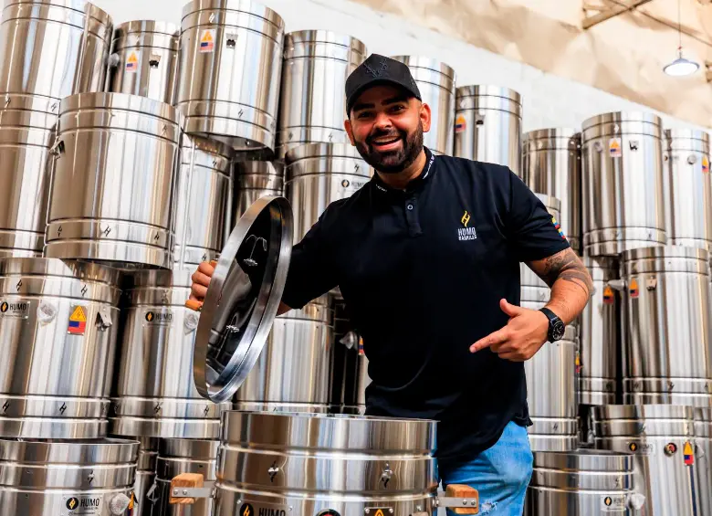 El fundador de Humo Barriles convirtió una crisis financiera en negocio de alcance global. FOTO Camilo Súarez