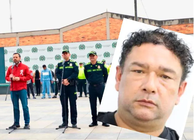 El alcalde Carlos F. Galán y la cúpula de la Policía Metropolitana de Bogotá presentaron la captura de 23 miembros de “el Mesa”; luego el mandatario lamentó el beneficio a “el Montañero” (en el recuadro). FOTOS: CORTESÍA Y ALCALDÍA DE BOGOTÁ.
