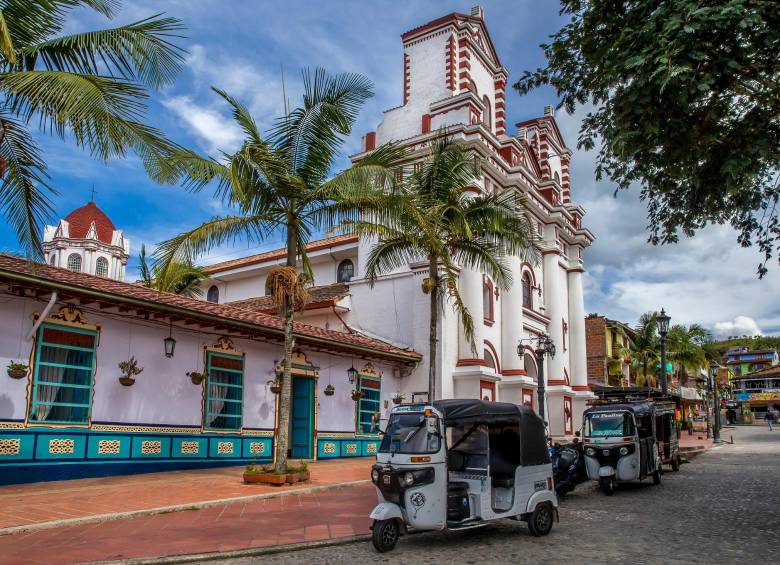 El Ministerio de Comercio, Industria y Turismo, recordó que este año los prestadores de servicios turísticos podrán acogerse al beneficio transitorio del no cobro de la multa de un salario mínimo para la reactivación del Registro Nacional de Turismo. Foto: Juan Antonio Sánchez