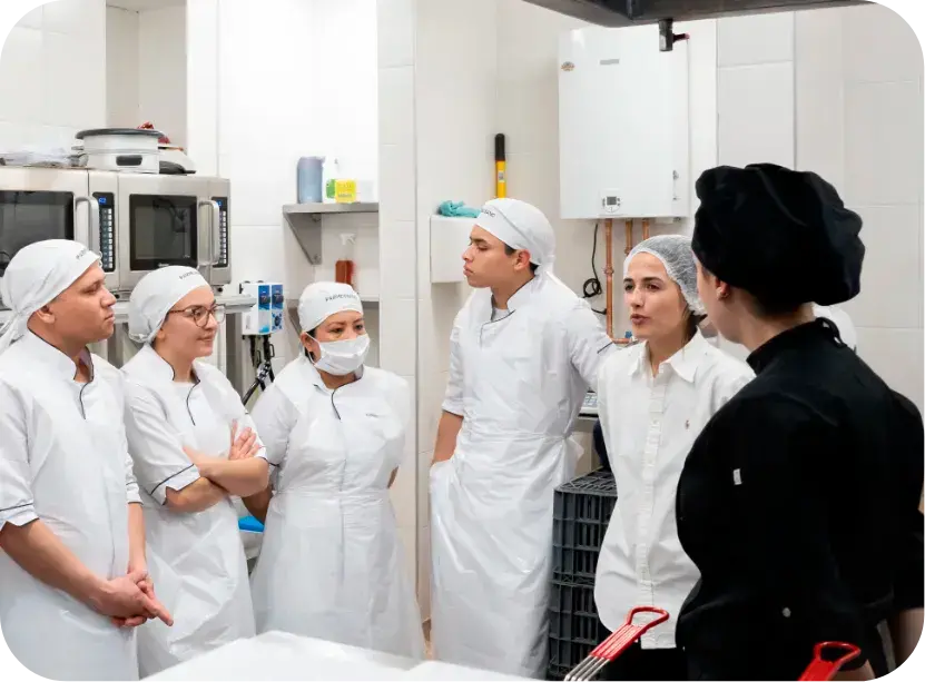 Parmessano busca talentos para sumarse a su equipo en Medellín y Bogotá, en áreas como gastronomía, bebidas, alimentos, restaurantes y servicio al cliente. FOTO: CORTESÍA