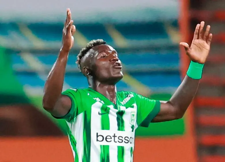 Kevin viveros durante su paso por Nacional, hoy brilla como goleador en Brasil. FOTO MANUEL SALDARRIAGA