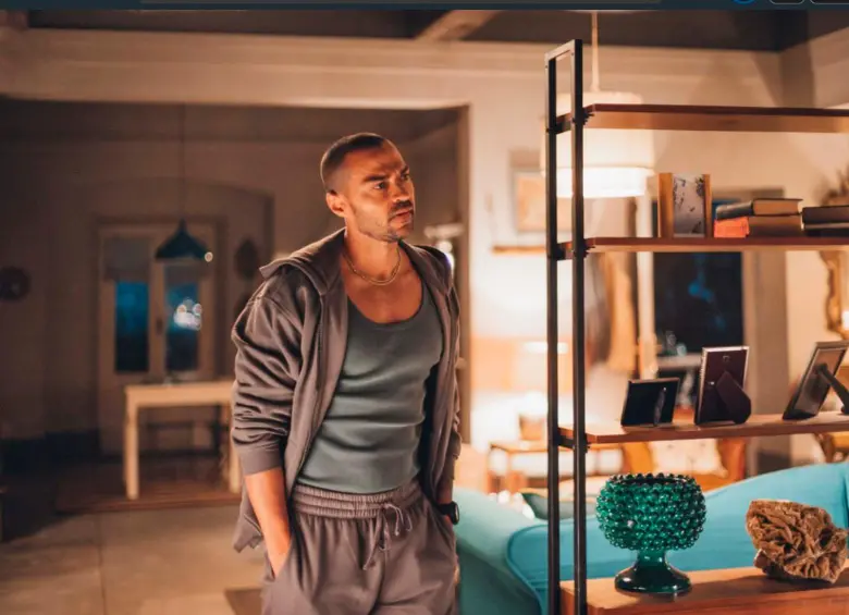 Imágenes de Jesse Williams en Hotel Costiera. FOTO Cortesía Universal+ / Virginia Bettoja