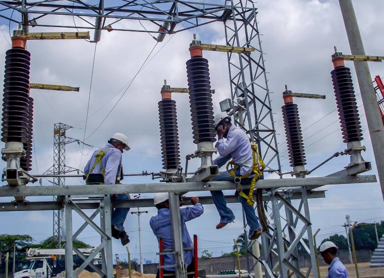 Más del 97% de los usuarios afectados por el terremoto del 10 de agosto ya recuperó el servicio de energía, según el MinMinas. FOTO archivo EL COLOMBIANO