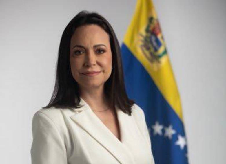 La inhabilitada candidata por la presidencia de Venezuela, María Corina Machado, denunció haber sido víctima de un ataque en un acto de campaña. Foto: Tomada de la cuenta de X @MariaCorinaYA. 