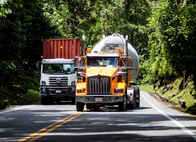 Los transportadores de carga insisten en crear una fórmula para desligar el diésel del precio internacional. FOTO: JULIO HERRERA