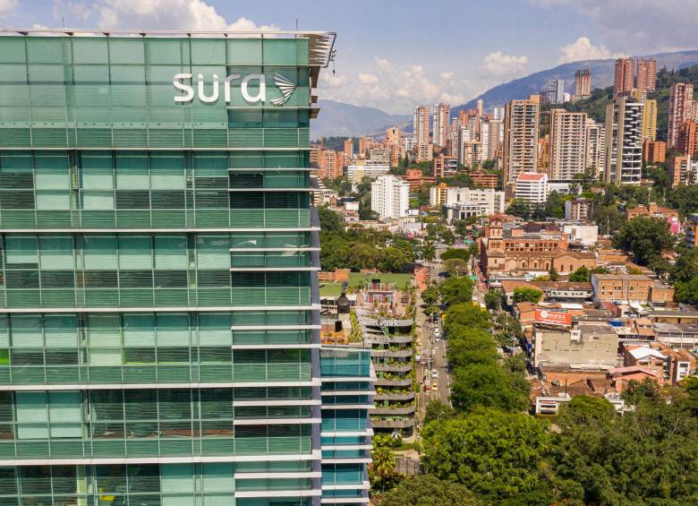Acción de Sura se desploma y pierde 37,69% esta semana
