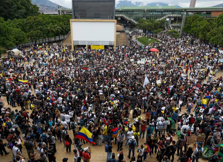 El Parque de los Deseos ha sido sitio de concentración de los manifestantes. FOTO Manuel Saldarriaga