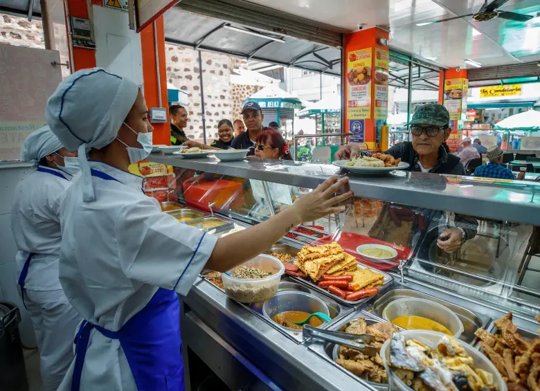 Negocios que el año pasado cobraban $19.000 por almuerzo subieron a $22.000. FOTO Camilo Suárez