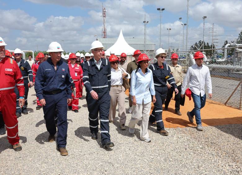 La presidenta encargada de Venezuela, Delcy Rodríguez, junto al secretario de Energía de Estados Unidos, Christopher Wright, visitaron la empresa mixta Petro Independencia, ubicada en la Faja Petrolífera del Orinoco. FOTO: @maperezpirela.