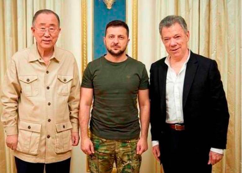 Santos estuvo en Kiev en compañía de Ban Ki-moon, exsecretario de Naciones Unidas. FOTO: TOMADA DE INSTAGRAM @juanmanuelsantos